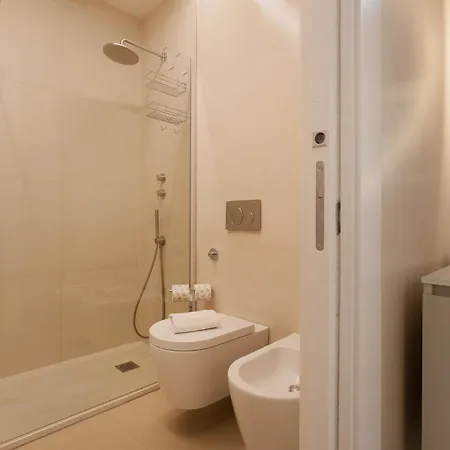 Centro I Roma 28 شقة ترييستي