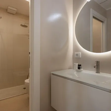 Centro I Roma 28 شقة ترييستي